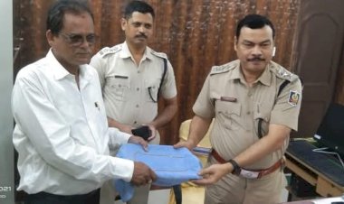 ଦୁଇ ଛିନତାଇ ଚୋରଙ୍କୁ କାବୁ କଲା ନୟାଗଡ଼ ପୋଲିସ୍ ! ଛୁଟିଲା ପ୍ରଶଂସା ର ସୁଅ !