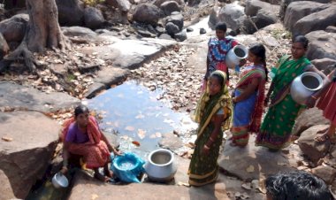 ଚୁଆଁ ପାଣି ଉପରେ ନିର୍ଭର କରୁଛନ୍ତି ଅଞ୍ଚଳ ବାସୀ।